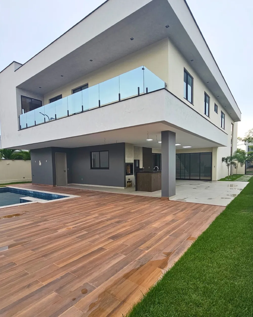 Casa Nova no Condomínio Alphaville
