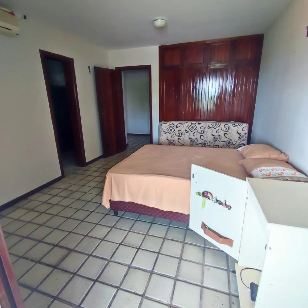 Casa 5 suítes para Venda no bairro Calhau em São Luís