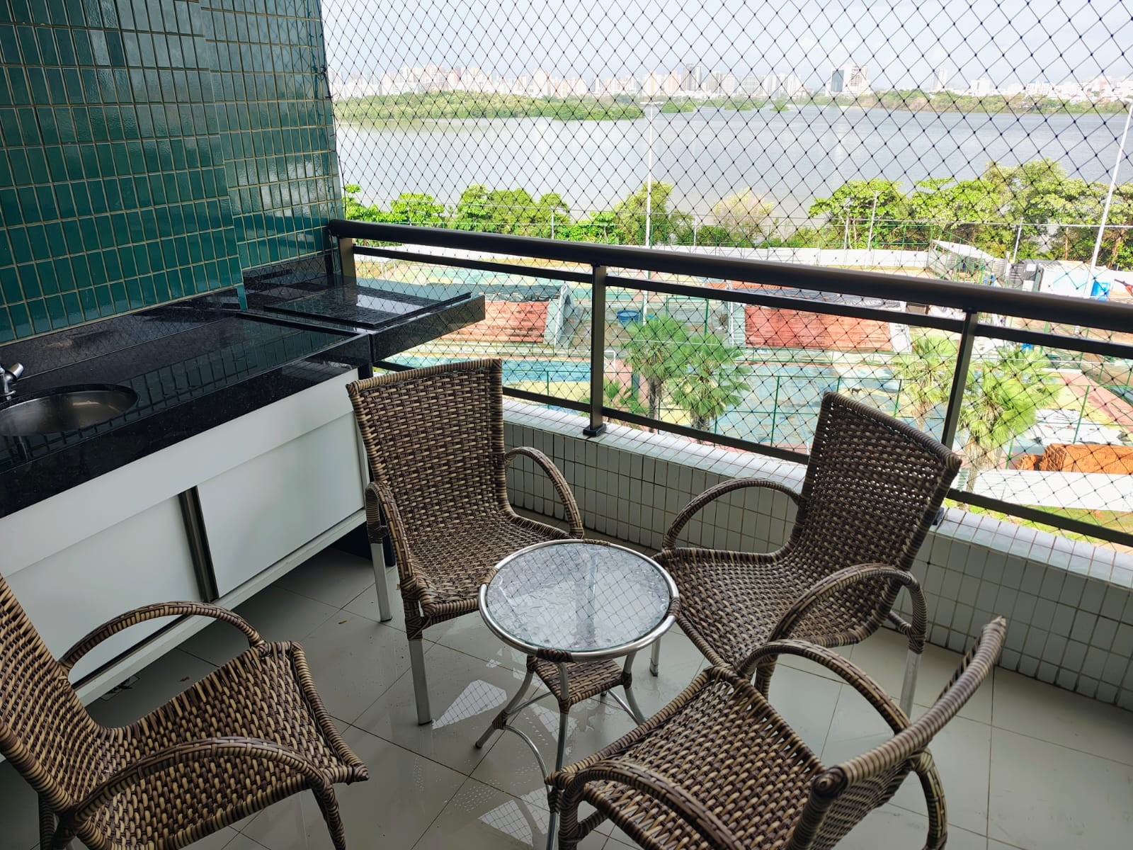 Apartamento 2 quartos para Locação Anual no bairro Ponta D